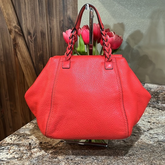 TORY BURCH  HALF MOON POPPY ORANGE SAMBA PEBBLE GRAIN LEATHER SHOULDER BAG PURSE - Picture 5 of 12